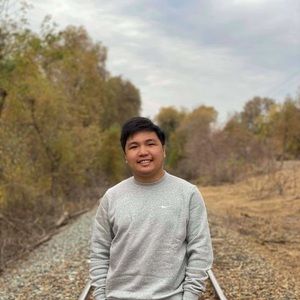 Meet your Posher, Emilio